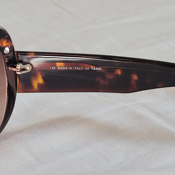 Authentic Fendi Aviator Sunglasses - Picture 12 of 16
